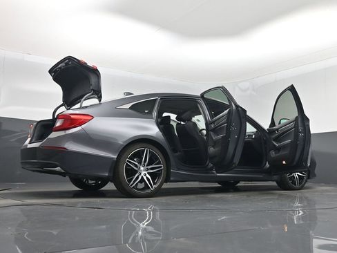 Used 2022 Honda Accord Touring image 64