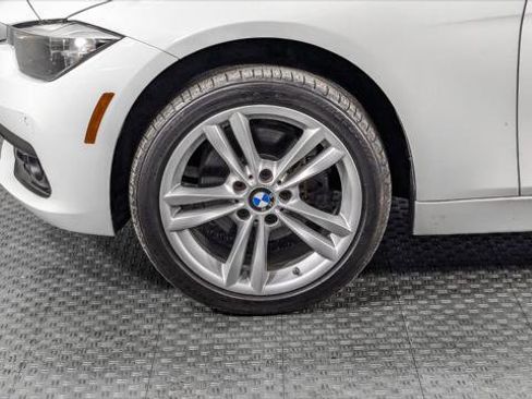 Used 2016 BMW 320i Sedan image 34