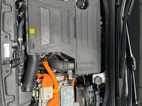 Used 2018 Hyundai Ioniq Blue FWD image 9