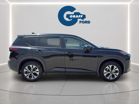Used 2023 Nissan Rogue SV FWD image 6