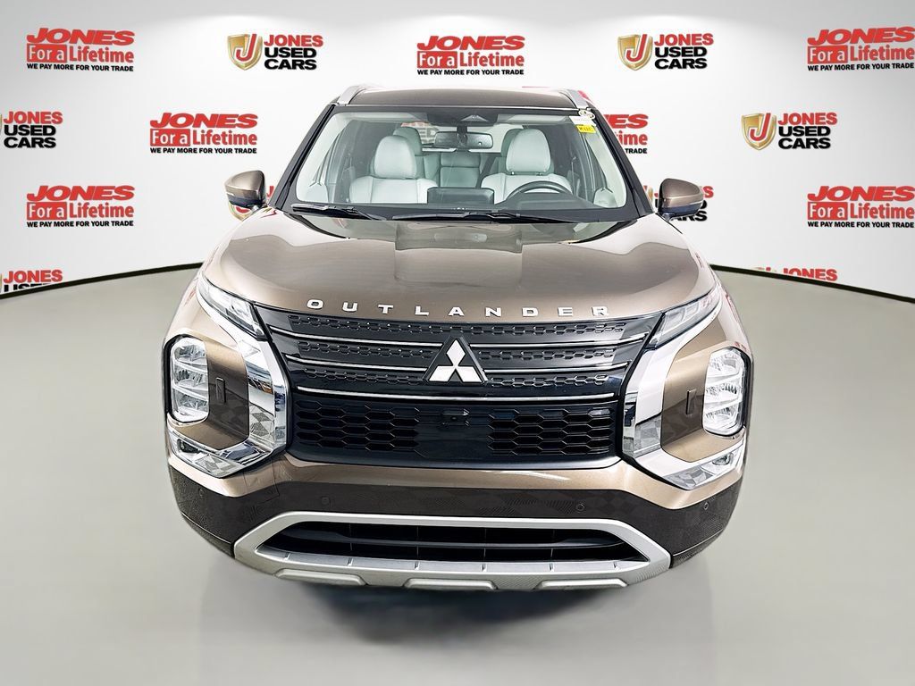 Used 2023 Mitsubishi Outlander SEL AWD/4WD image 12