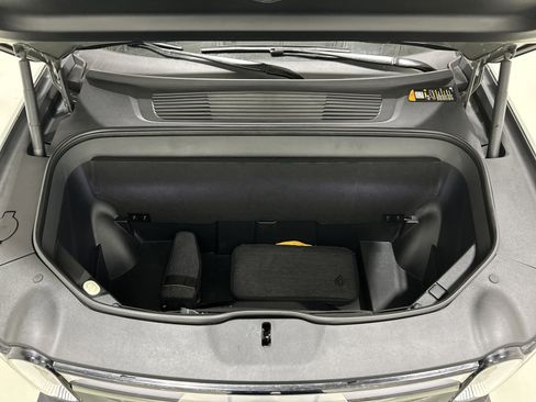 Used 2023 Rivian R1S Launch Edition image 14