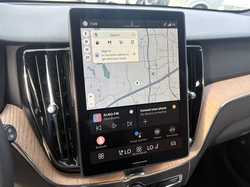 New 2026 Volvo XC60 B5 Plus w/ Protection Package Premier image 14