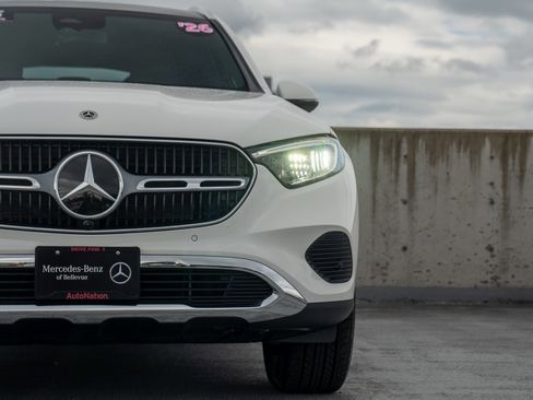 Certified 2026 Mercedes-Benz GLC 300 4MATIC image 8