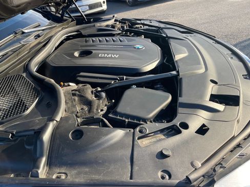 Used 2018 BMW 740i RWD image 12