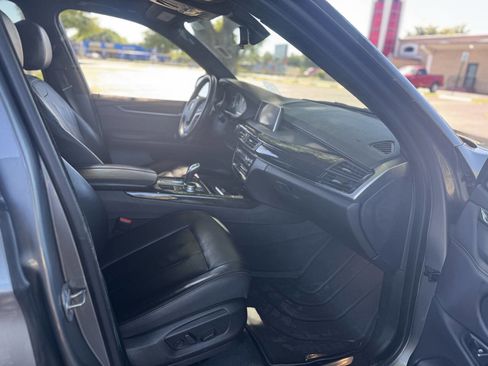 Used 2018 BMW X5 sDrive35i w/ Driving Assistance Package image 4