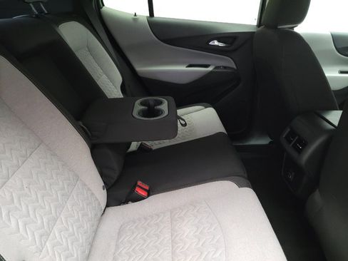 Used 2023 Chevrolet Equinox LT w/ Driver Convenience Package AWD/4WD image 19