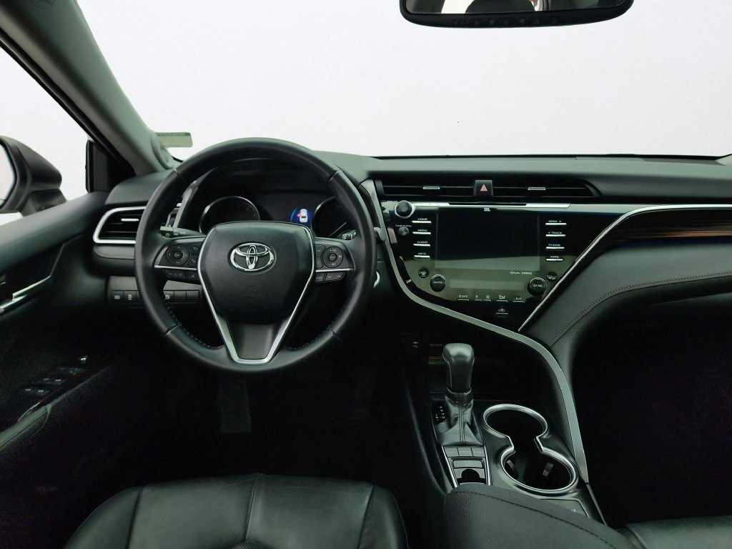 Used 2018 Toyota Camry XLE w/ Audio Package FWD image 32