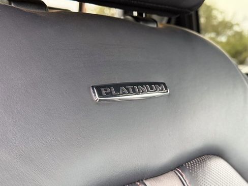 Used 2022 Ford F250 Platinum w/ FX4 Off-Road Package image 17