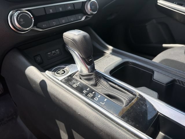 Used 2024 Nissan Sentra SV FWD image 26