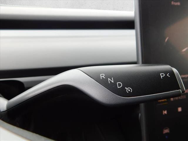 Used 2023 Tesla Model Y Long Range AWD/4WD image 18