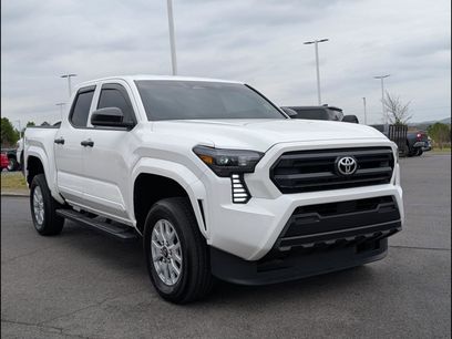 Used 2025 Toyota Tacoma SR