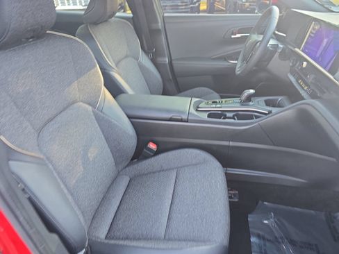 Used 2023 Toyota Crown AWD/4WD image 10
