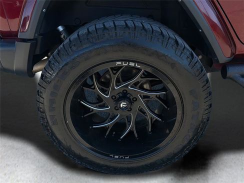 Used 2021 Jeep Wrangler Unlimited Sahara image 37