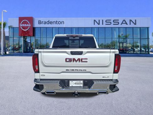 Used 2021 GMC Sierra 1500 SLT w/ SLT Premium Plus Package AWD/4WD image 6