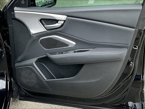 Used 2024 Acura RDX SH-AWD image 21