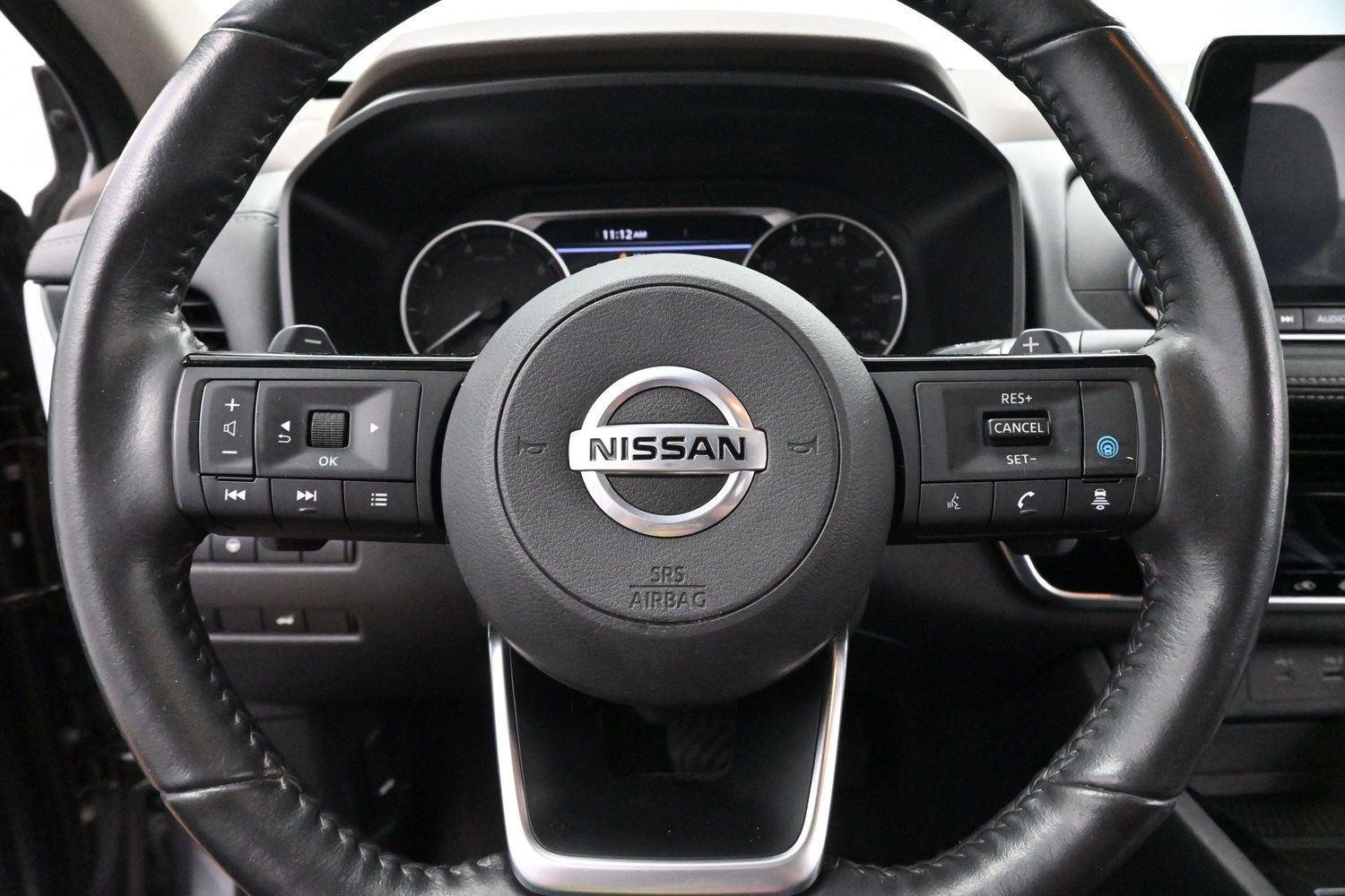 Used 2021 Nissan Rogue SV w/ Premium Package FWD image 17