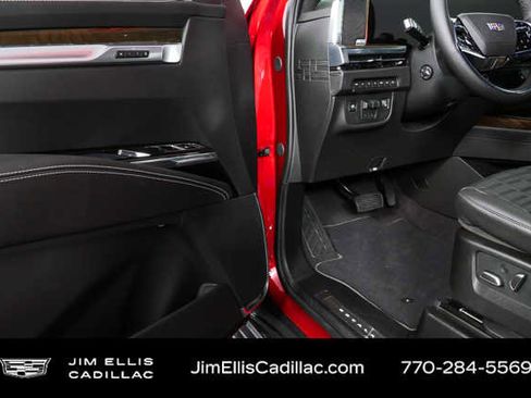 New 2026 Cadillac Escalade Platinum Sport image 7