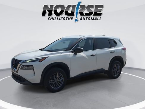 Used 2023 Nissan Rogue S AWD/4WD image 4