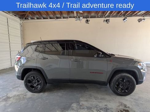 Used 2023 Jeep Compass Trailhawk AWD/4WD image 3