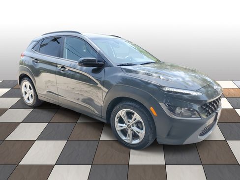 Used 2023 Hyundai Kona SEL image 3