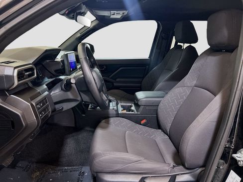 Used 2025 Toyota Tacoma SR5 RWD image 17