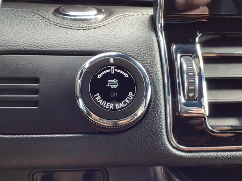 Used 2022 Lincoln Navigator L Reserve image 31