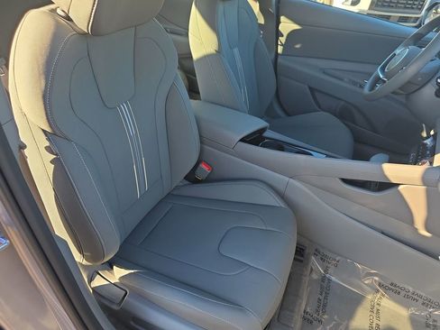 New 2026 Hyundai Elantra Blue image 18