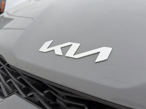 Used 2024 Kia K5 GT-Line w/ GT-Line Premium Package image 9