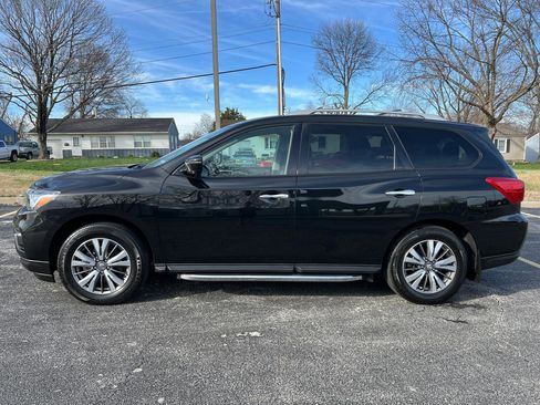 Used 2020 Nissan Pathfinder SL image 2