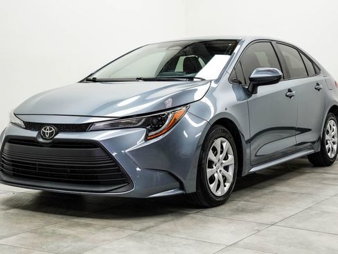 Used 2023 Toyota Corolla LE image 7