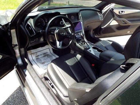Used 2017 INFINITI Q60 3.0t image 25