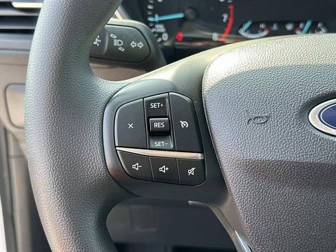 Used 2022 Ford Escape SE w/ SE Sport Appearance Package image 18