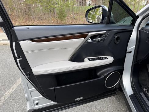 Used 2019 Lexus RX 350 AWD w/ Navigation Package image 10