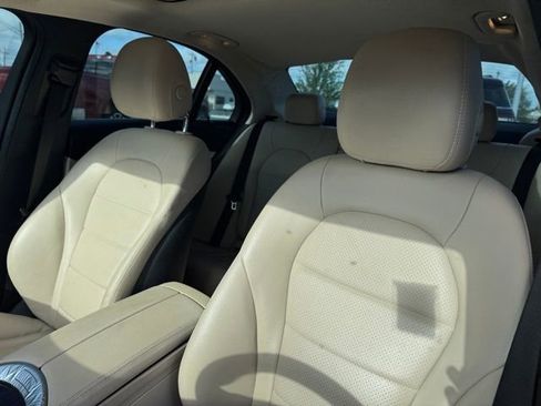 Used 2019 Mercedes-Benz C 300 Sedan image 9