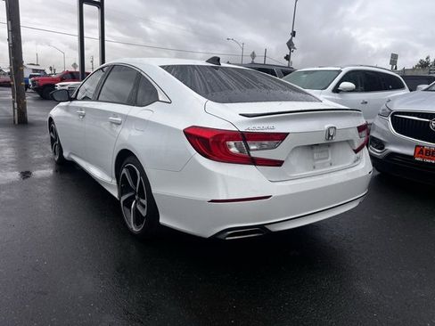 Used 2022 Honda Accord Sport image 4