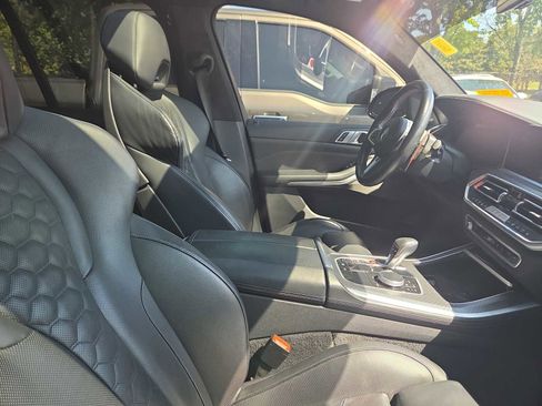 Used 2022 BMW X5 M AWD/4WD image 11