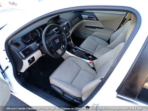 Used 2015 Honda Accord LX image 14