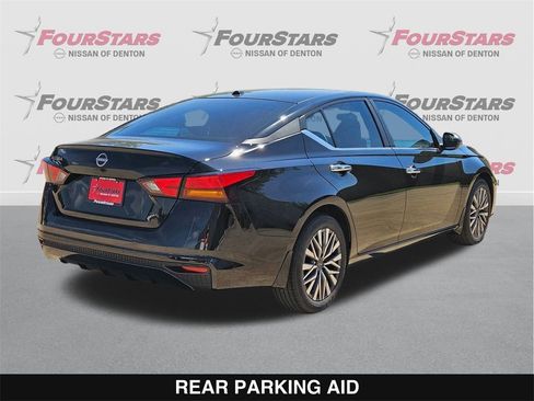 New 2025 Nissan Altima 2.5 SV image 4