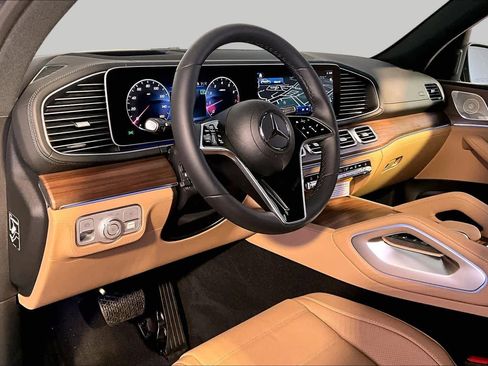 New 2026 Mercedes-Benz GLE 450 4MATIC image 9