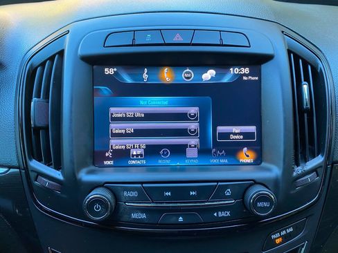 Used 2017 Buick Regal Sport Touring image 28