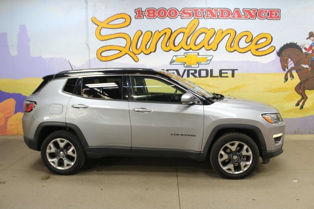 Used 2019 Jeep Compass Limited AWD/4WD image 1