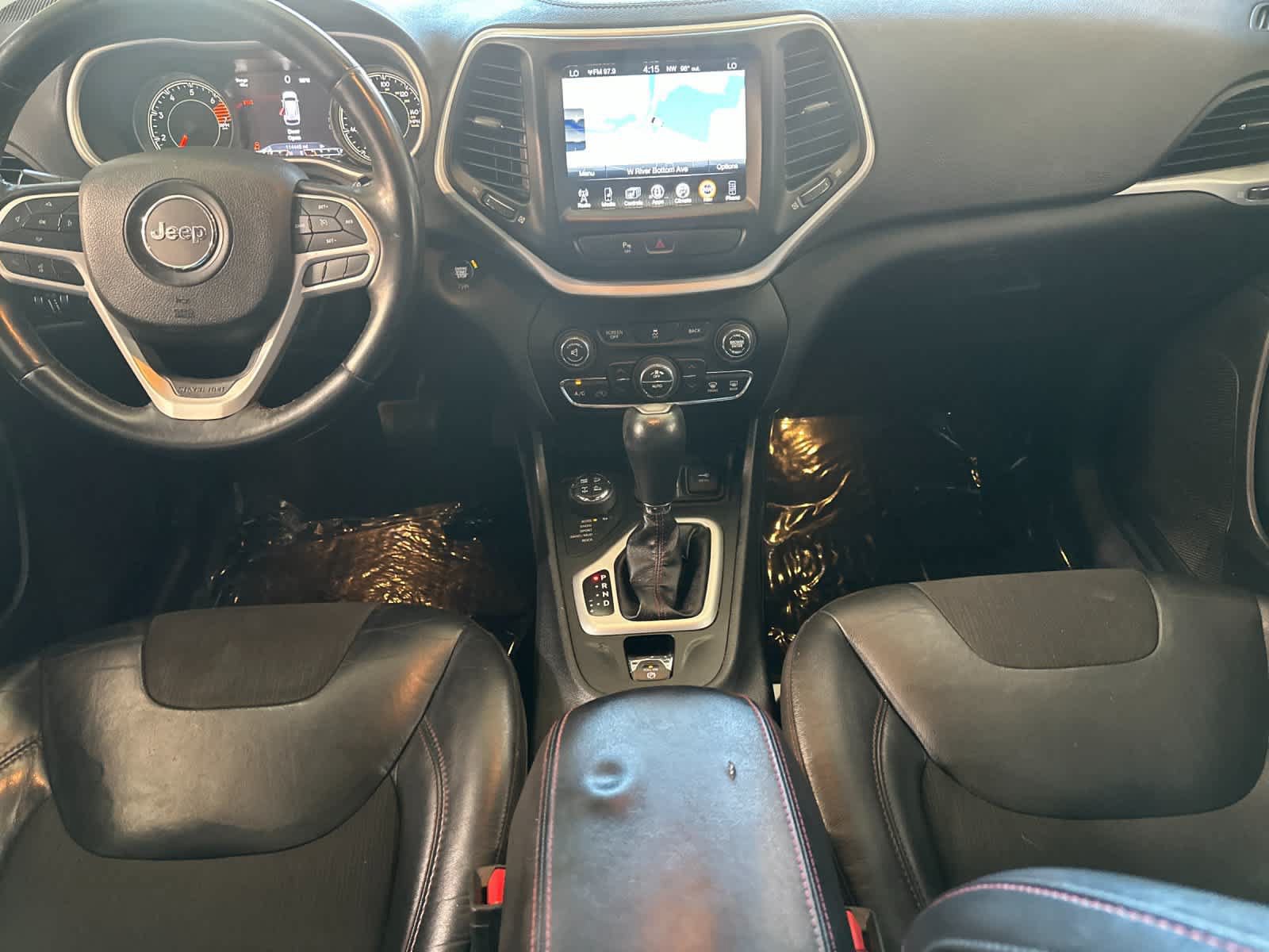 Used 2018 Jeep Cherokee Trailhawk w/ Comfort/Convenience Group AWD/4WD image 4