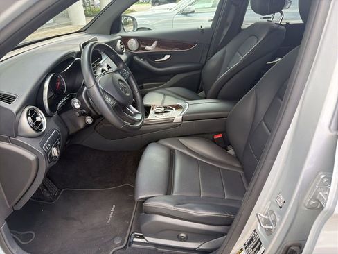Used 2018 Mercedes-Benz GLC 300 GLC 300 image 14