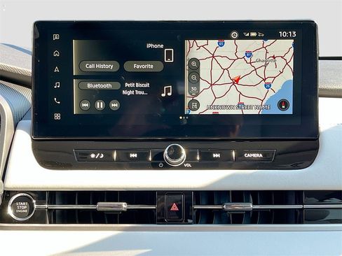 New 2025 Mitsubishi Outlander SEL image 15