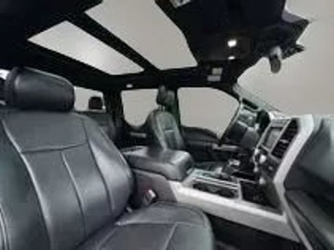 Used 2018 Ford F150 Lariat w/ Equipment Group 502A Luxury AWD/4WD image 12