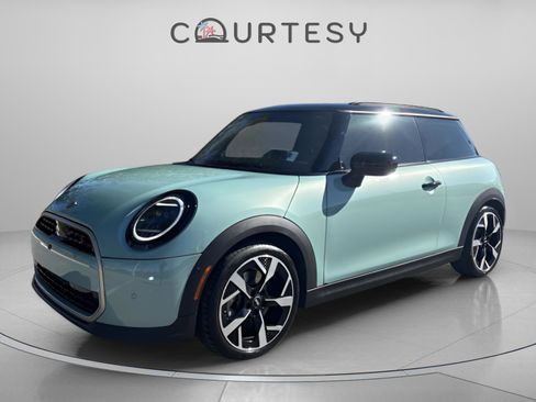 Used 2025 MINI Cooper S image 2