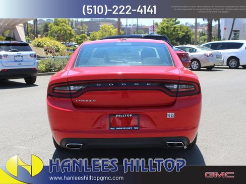 Used 2022 Dodge Charger SXT RWD image 8