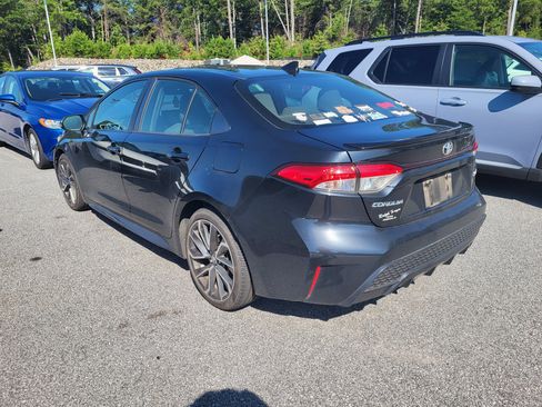 Used 2020 Toyota Corolla SE w/ SE Premium Package FWD image 6