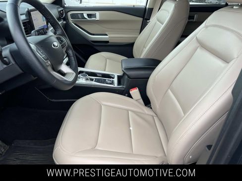 Used 2023 Ford Explorer XLT w/ Equipment Group 202A image 19